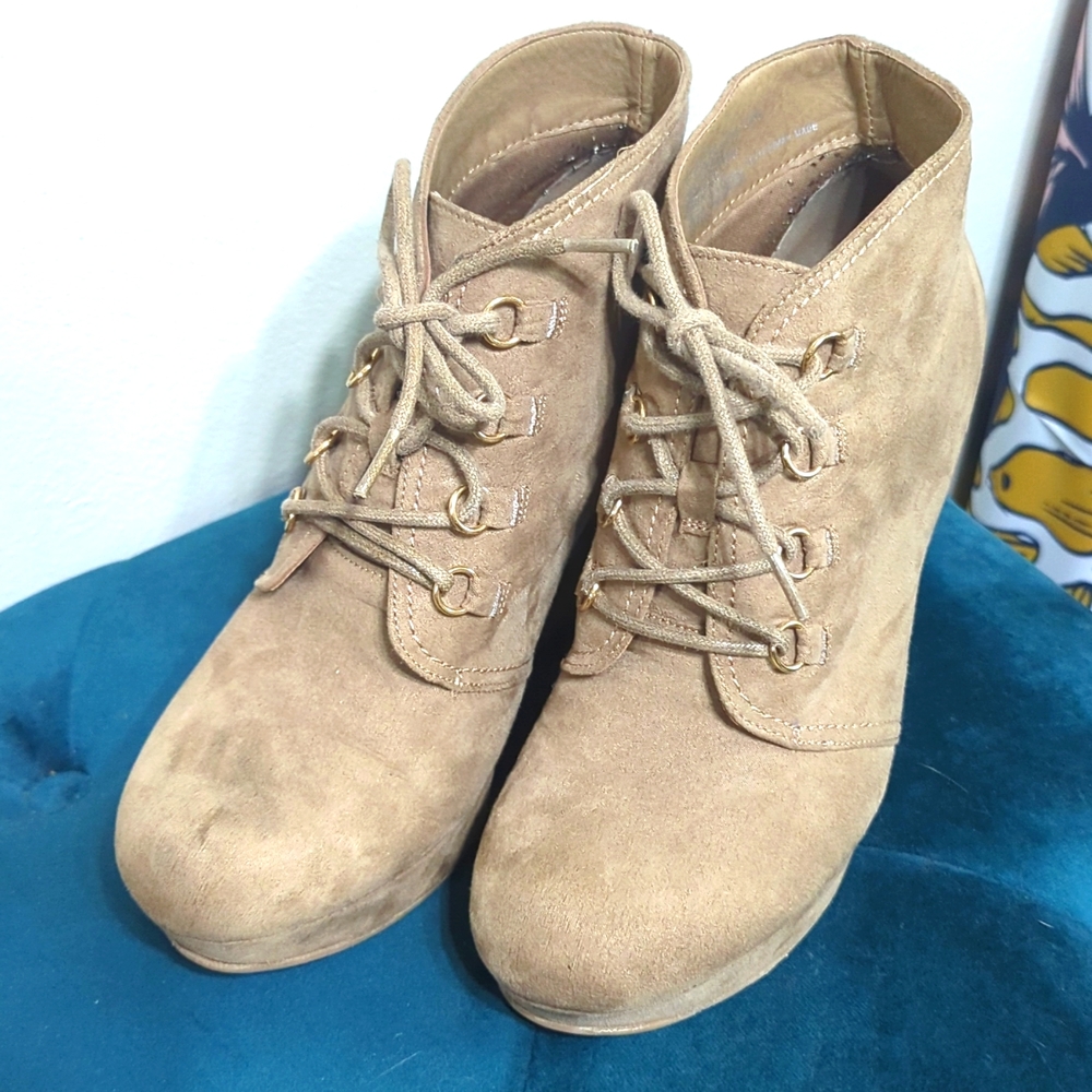 Wedge booties